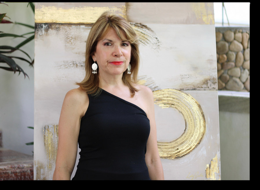 Retrato de la artista plástica Luly Santos